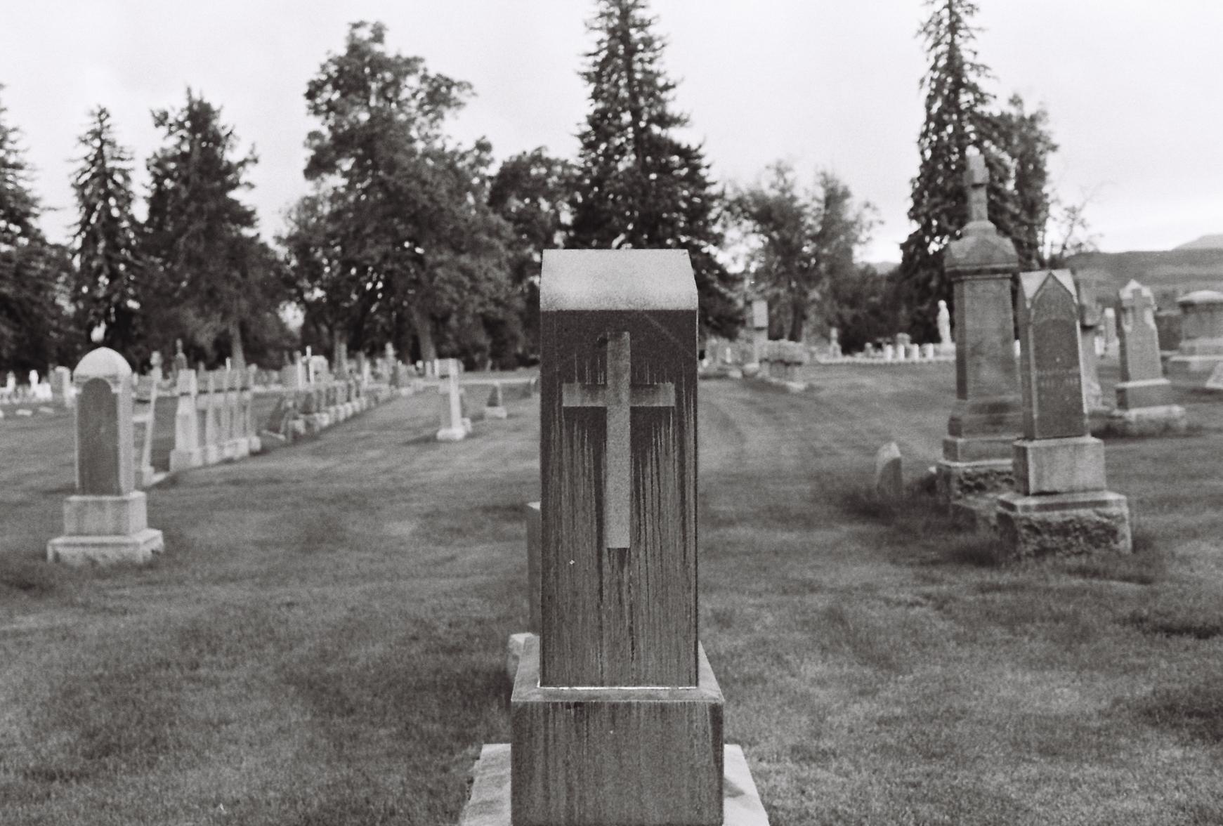 Cross grave stone